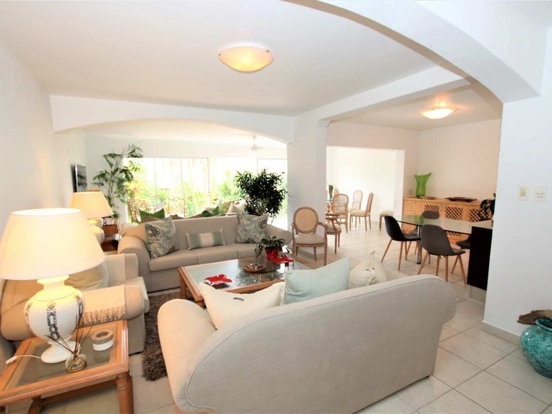 Hendra Estates - Stunning, Coastal, Furnished Townhouse To Rent In Prime Umhlanga Rocks - Photo 6