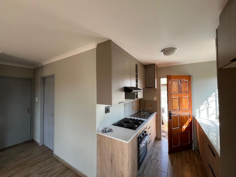 NEW RELEASE ON THIS ESTATE - COME QUICK AND HAVE A LOOK !!! - Photo 7