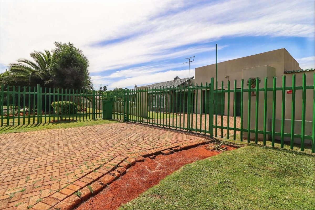 Discover Serenity: Your Dream Home Awaits - Photo 2