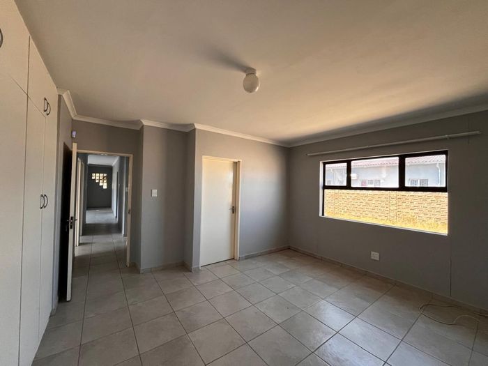 Property #2398702, House For Sale in Outapi Central