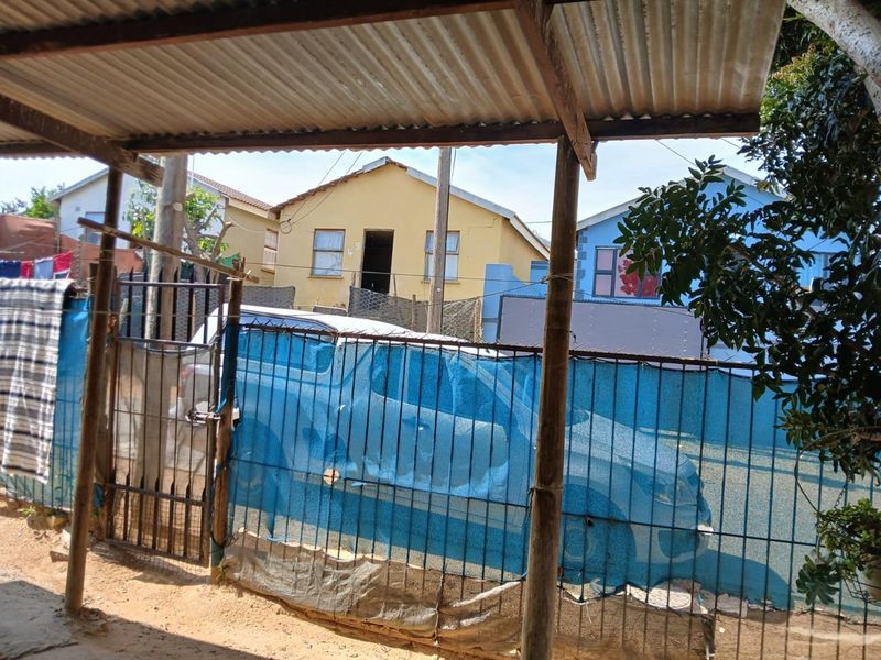Charming 2 bedroom property available in Smartie Town, Groenheuwel, - Photo 6