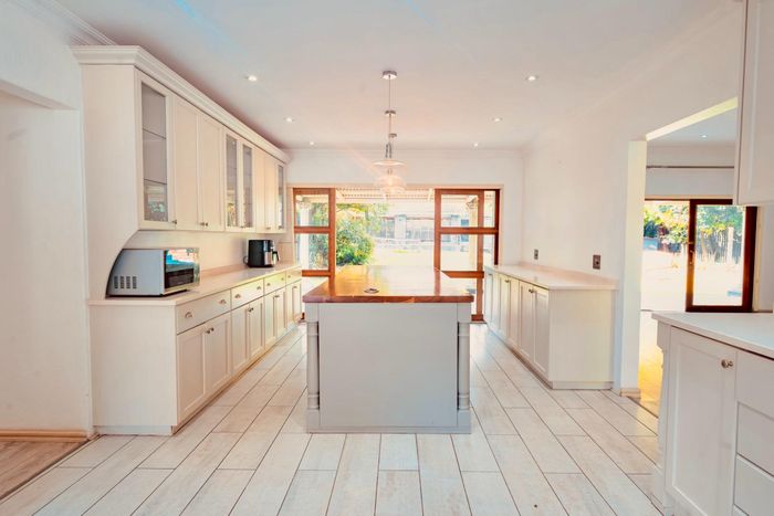 Property #2481233, House Rental Monthly in Paulshof