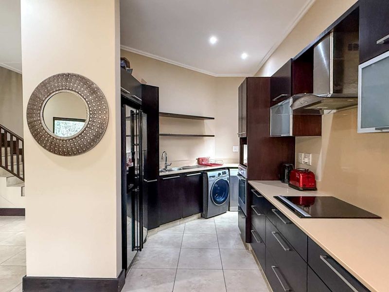 Townhouse in Zimbali Estate with Private Pool - Photo 8