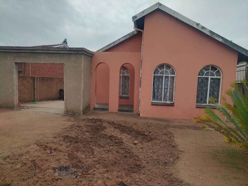 2 bedrooms house for sale in Mabopane M - Photo 3