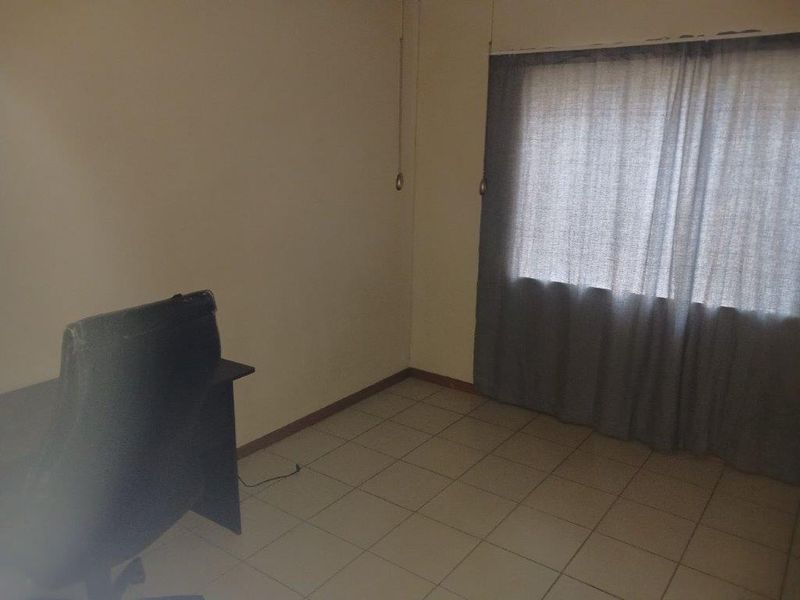 2 Bedroom to rent in Hatfield - Photo 9