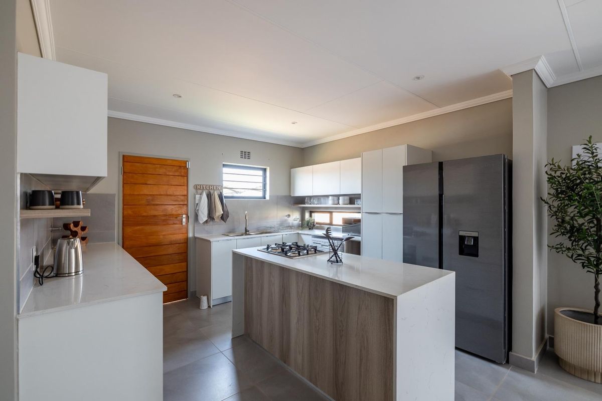 3 Bedroom House at Lion Pride Lifestyle Estate - Photo 4