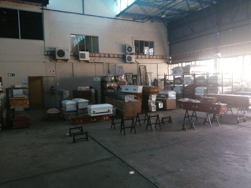 INTERLINK FRIENDLY WAREHOUSE FOR SALE - LAFRENZ - Photo 10