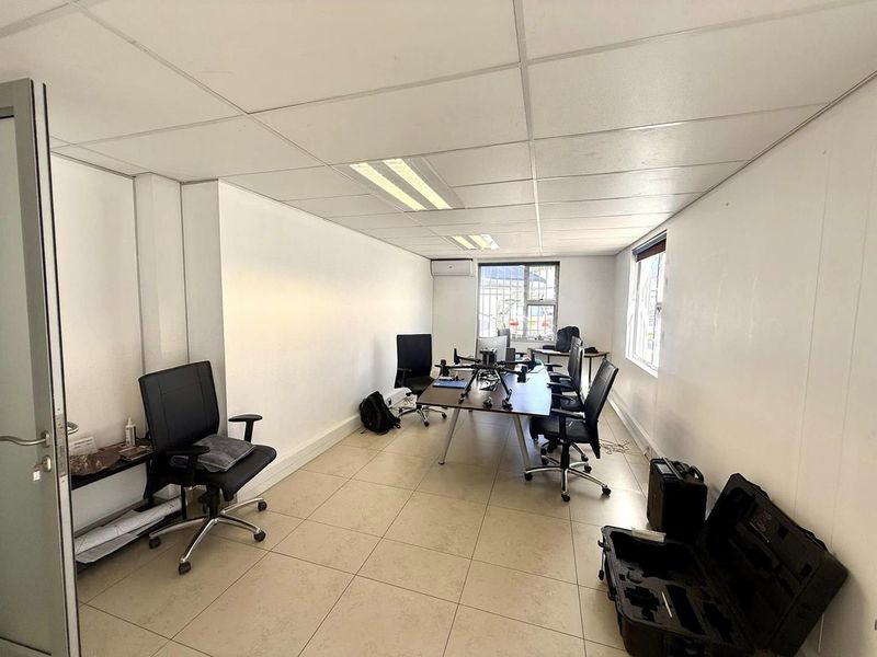 Office Space TO LET in Eros - Photo 10