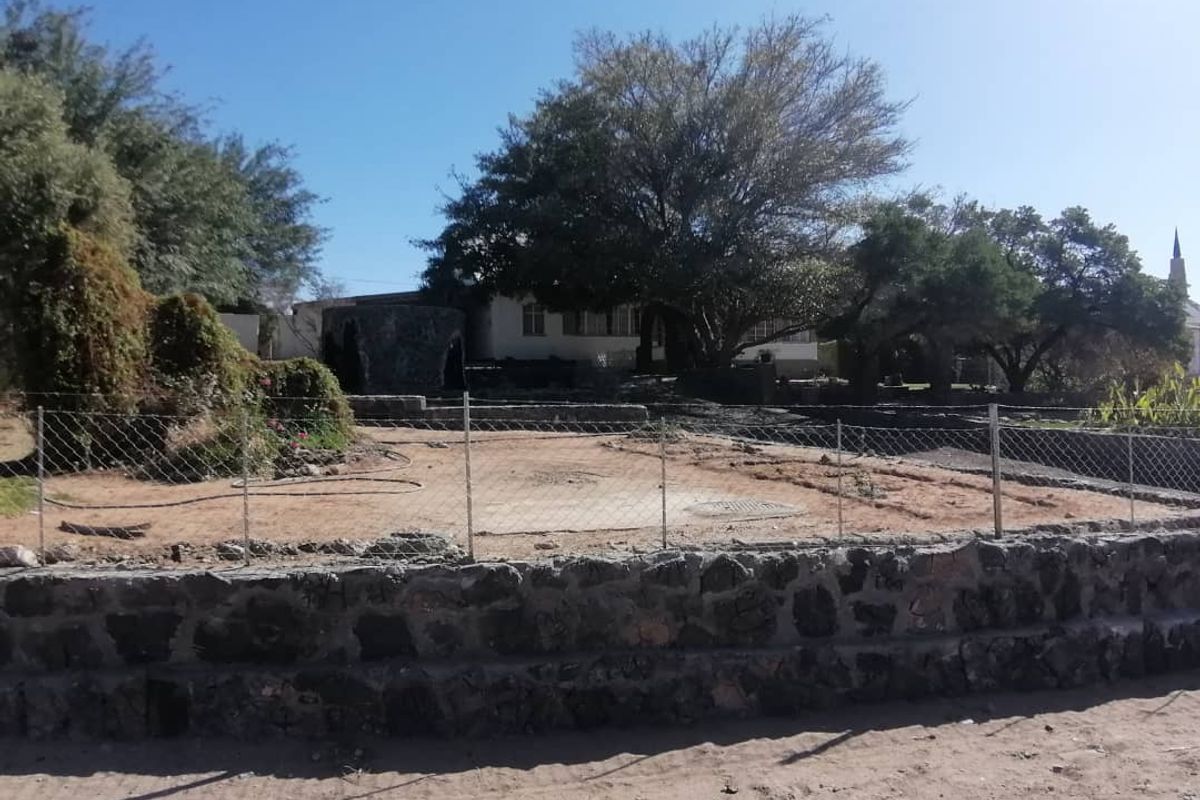 PERFECT FAMILY HOME FOR SALE IN BETHANIE - NAMIBIA - Photo 3