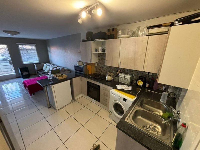 Ground-Floor Comfort and Style in Sought-After Saxonhof - Photo 8