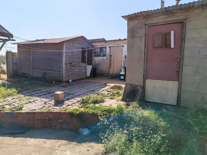 Investment Property with Excellent Income Potential For Sale in Mount Vernon - Photo 4
