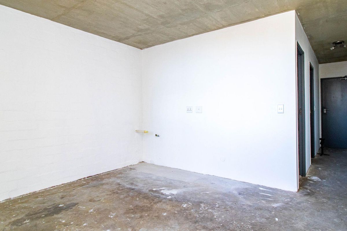 1 Bed Apartment / Flat for Sale in Wynberg - Photo 3