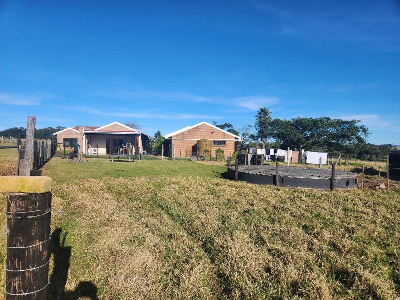 NEAT WELL MAINTAINED WELL LOCATED SMALLHOLDING - Photo 2