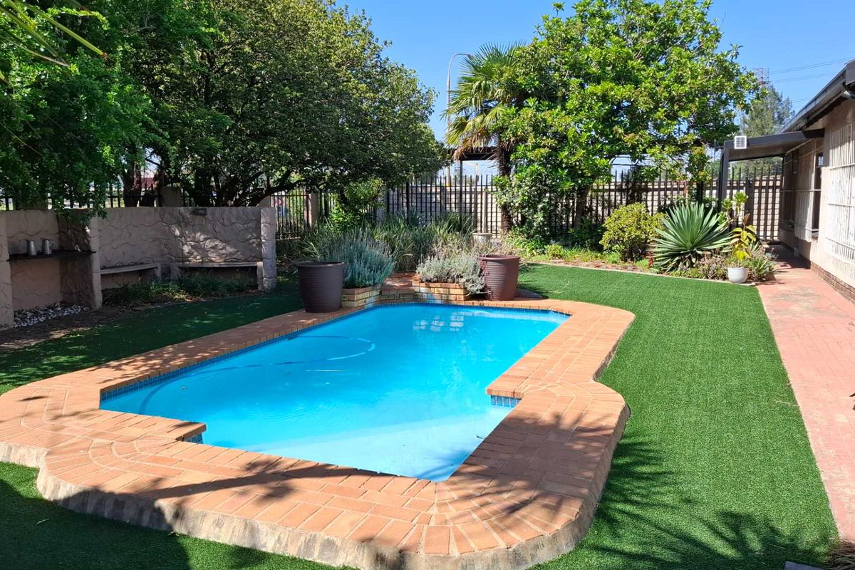 Stunning Home with 2 Flats and Solar - Photo 3