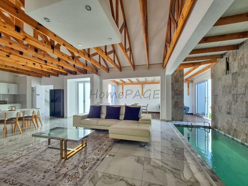 Fairway Estates, Walvis Bay:  Beautiful 4 Bedr Contemporary Home with indoor Pool is for Sale - Photo 9