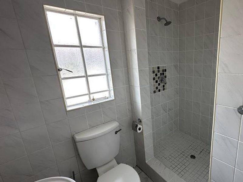 Edenglen complex in a gated area - Photo 6