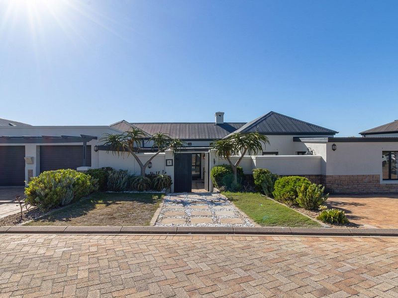 A Beautiful 4-Bedroom Family Home with Space to Grow - Photo 3