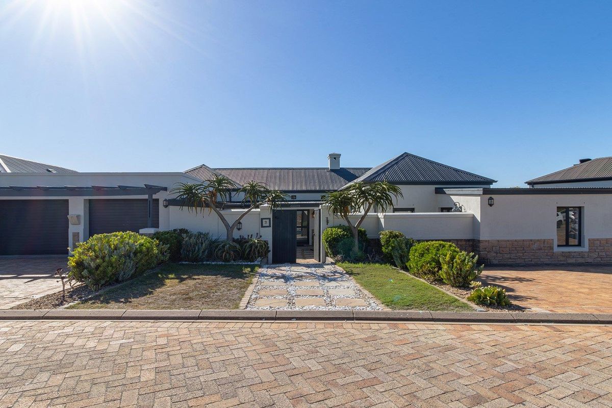 A Beautiful 4-Bedroom Family Home with Space to Grow - Photo 3