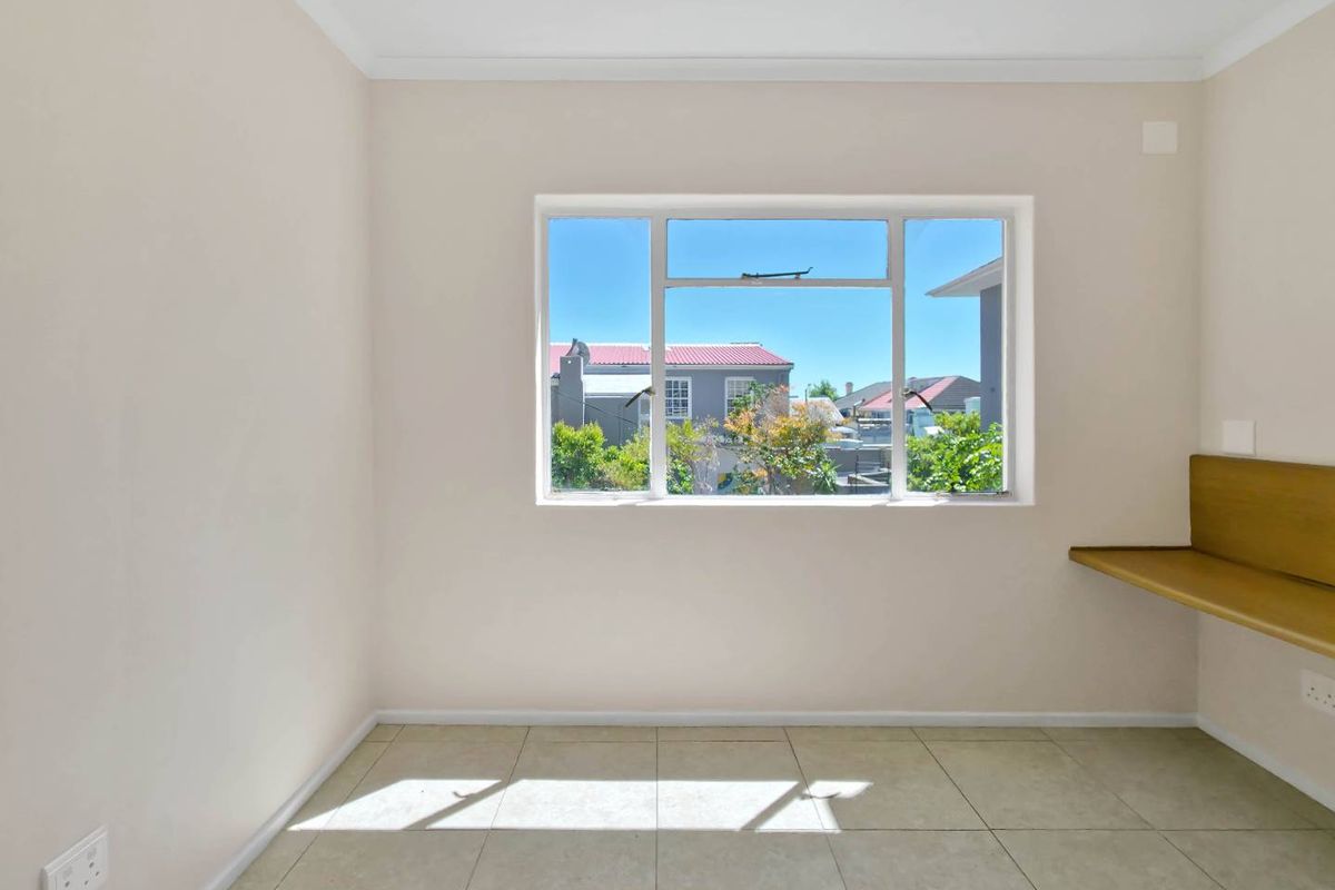 Airbnb Friendly Apartment in Kloof Street - Photo 3