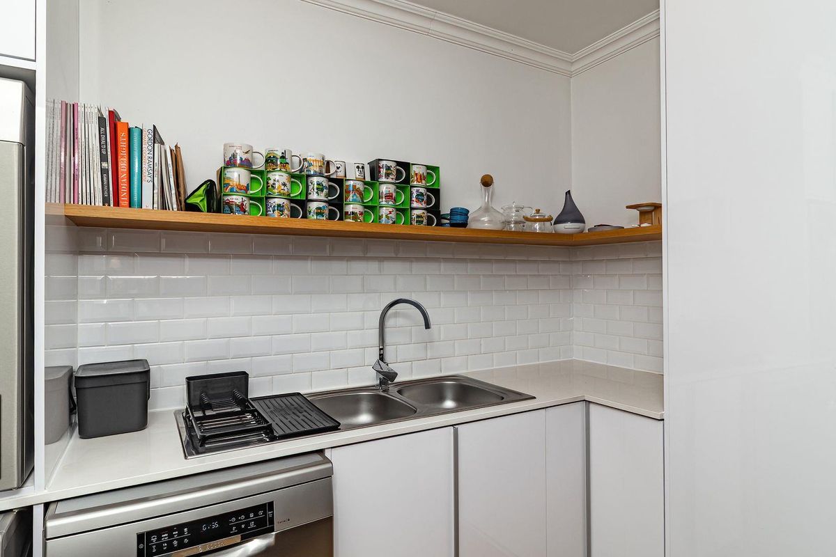 Executive Living for the Discerning Professionals - Photo 5