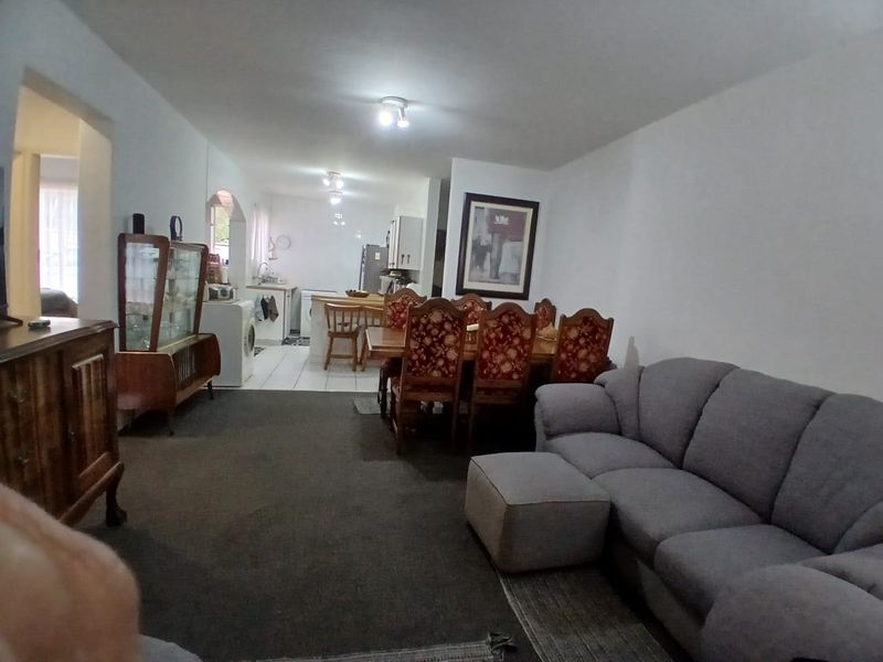 Ground Floor Unit for Sale - Photo 3