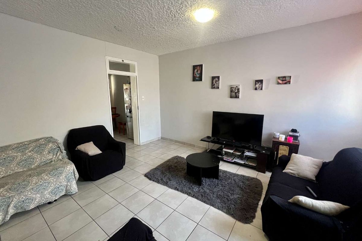 Cozy townhouse for sale - Photo 4