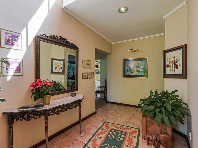 Menlo Park Beauty - Photo 3