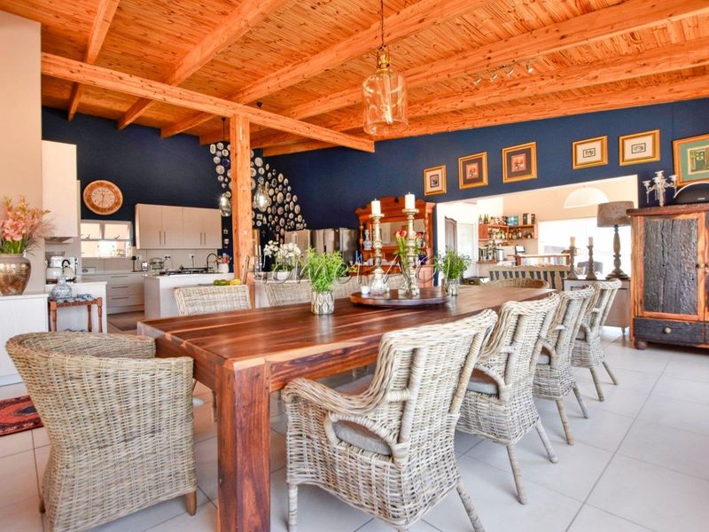 Mile 4 Ext 1, Swakopmund:  9 Bedr Versatile Property is for Sale - Photo 10