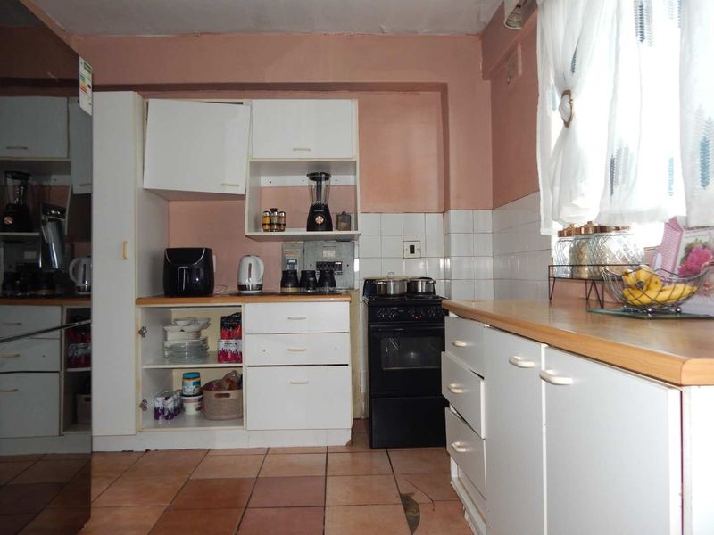 2 BEDROOM APARTMENT FOR SALE - Photo 9