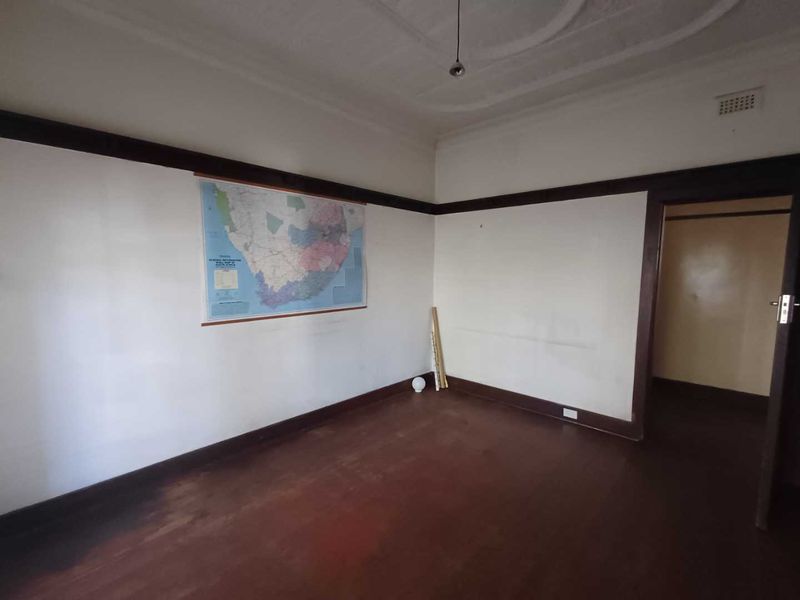 TOWNSVIEW,5 BEDROOM HOUSE - Photo 5