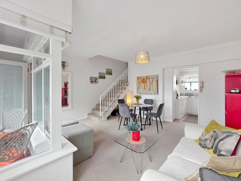 Rare duplex in the heart of Sea Point - Photo 8