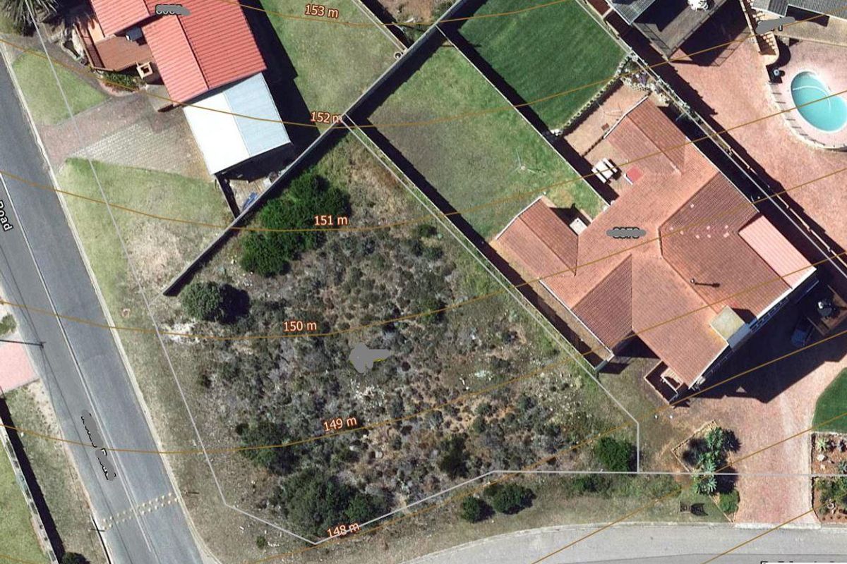 886m2 Vacant Land for Sale in Dana Bay - Photo 2