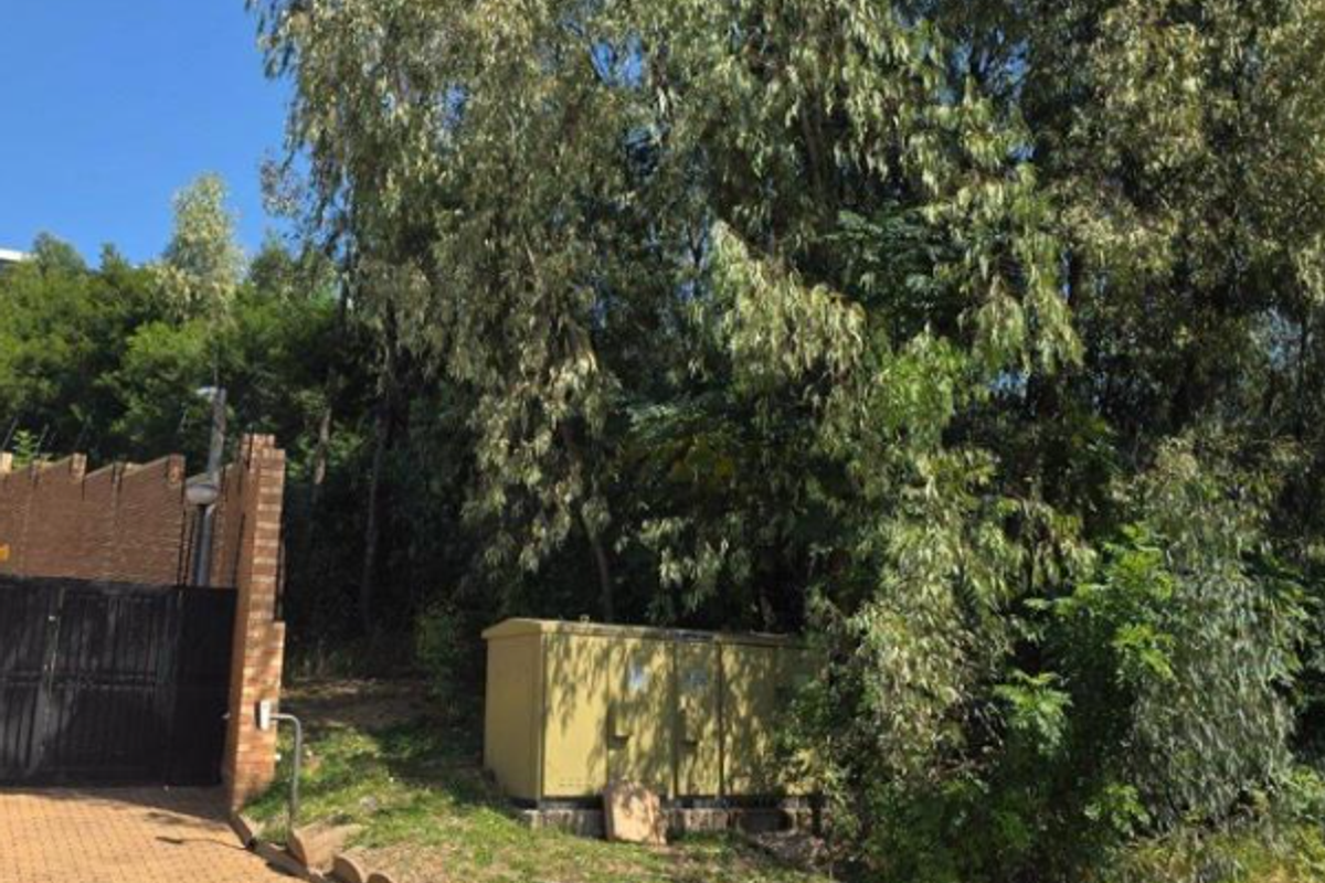 Large stand for sale in Waterkloof Heights - Photo 4