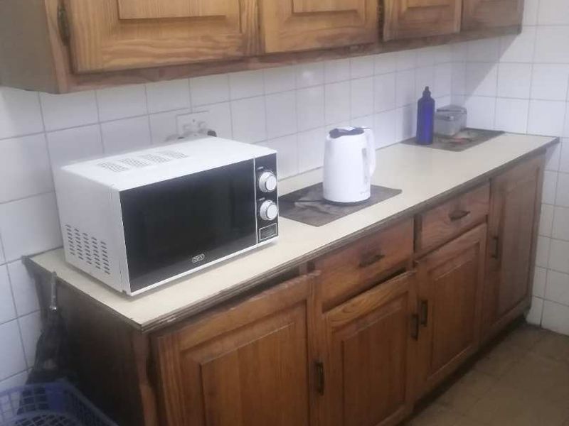 2 bedroom flat in Pretoria west - Photo 6