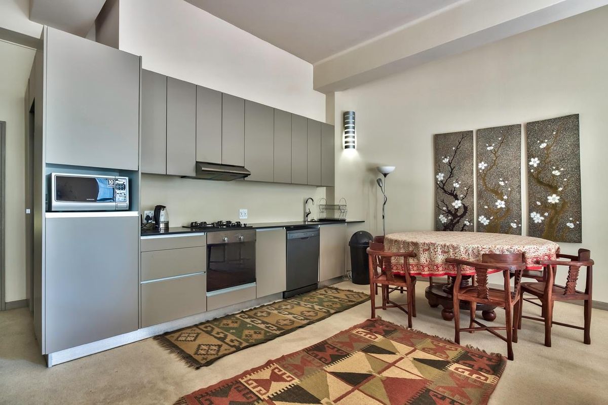 Dual-Unit Art Deco Investment in Cape Town CBD – Own a Piece of History - Photo 5