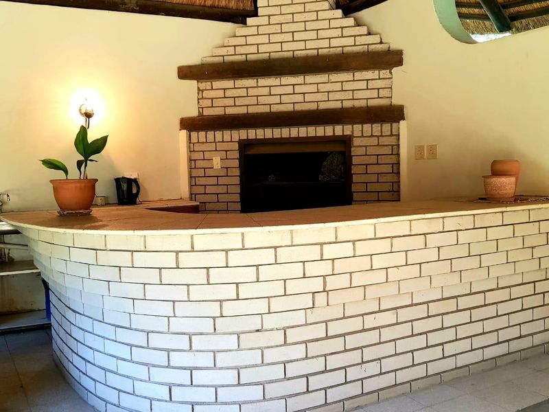 7 Bedroom House For Sale In Klein Windhoek - Photo 10