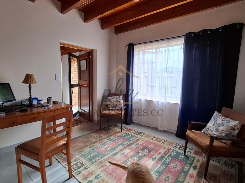 Spacious, Character-Filled Home with Dual Living Potential & Entertainer’s Appeal - Photo 10