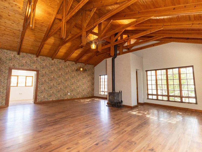 Pool, Garden, Privacy & Flexible Living in Prime Menlo Park - Photo 6