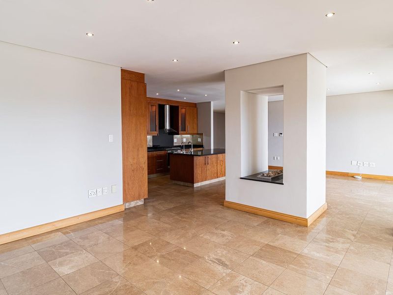 4 Bed Penthouse for Sale in Morningside - Photo 6