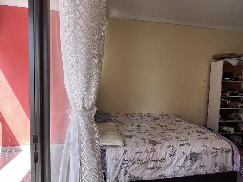 3-Bedroom Townhouse for Sale in Hillary Court, Otjomuise | N$1,200,000 (excluding costs) - Photo 5