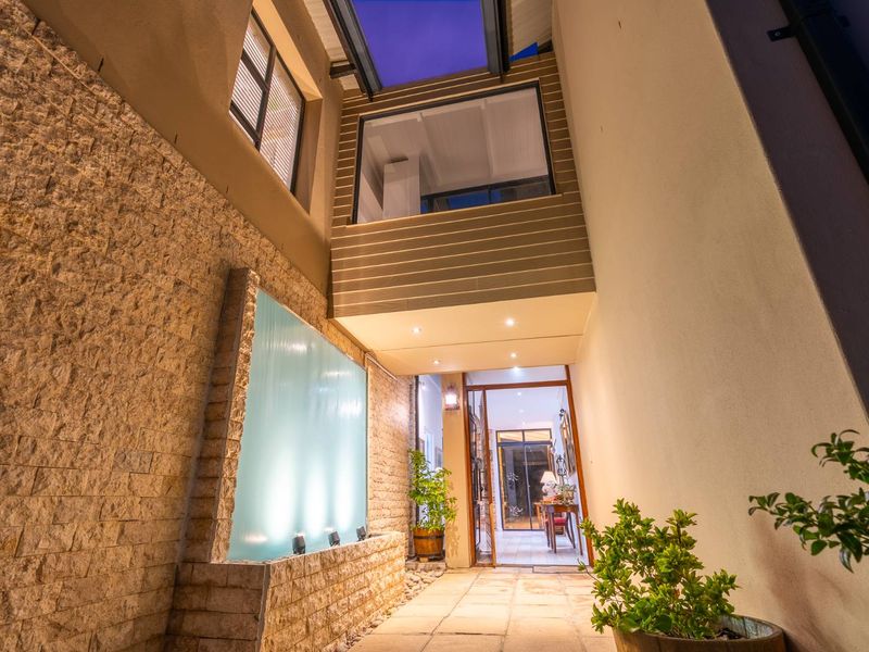 Ultimate Multi-Generational Luxury Living - Photo 5