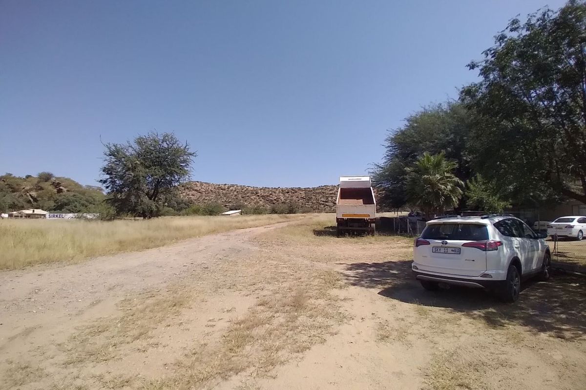 BRAKWATER PRIME PROPERTY HIGH - LAST LEFT THIS BIG NEXT TO ROAD - Photo 5