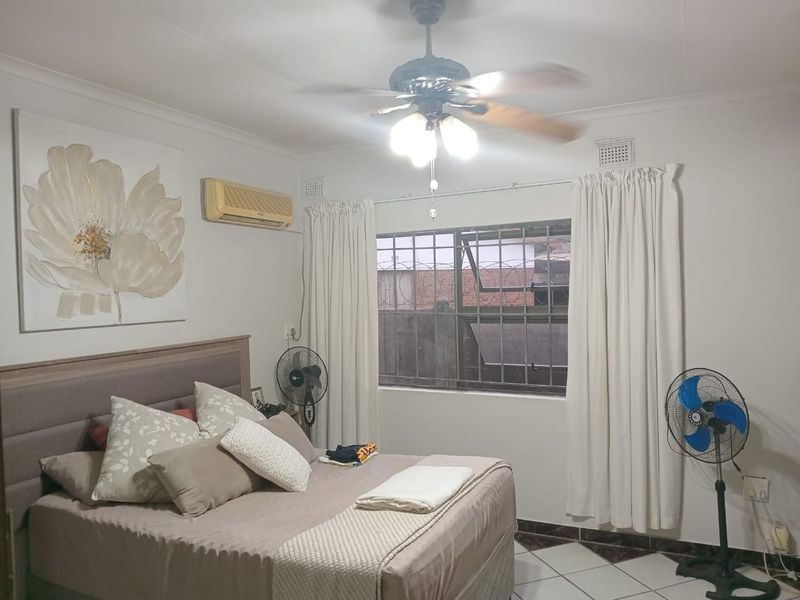 Comfortable Family Home in Arboretum - Photo 9