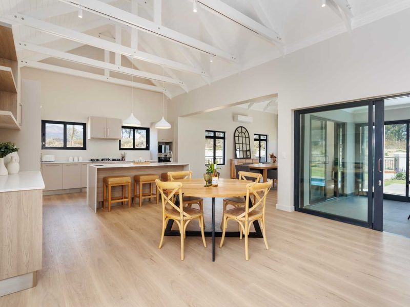 Retirement unit for over 65's  - Sophisticated Retirement Living in a Three-Bedroom Home at Val de Vie Evergreen - Photo 2