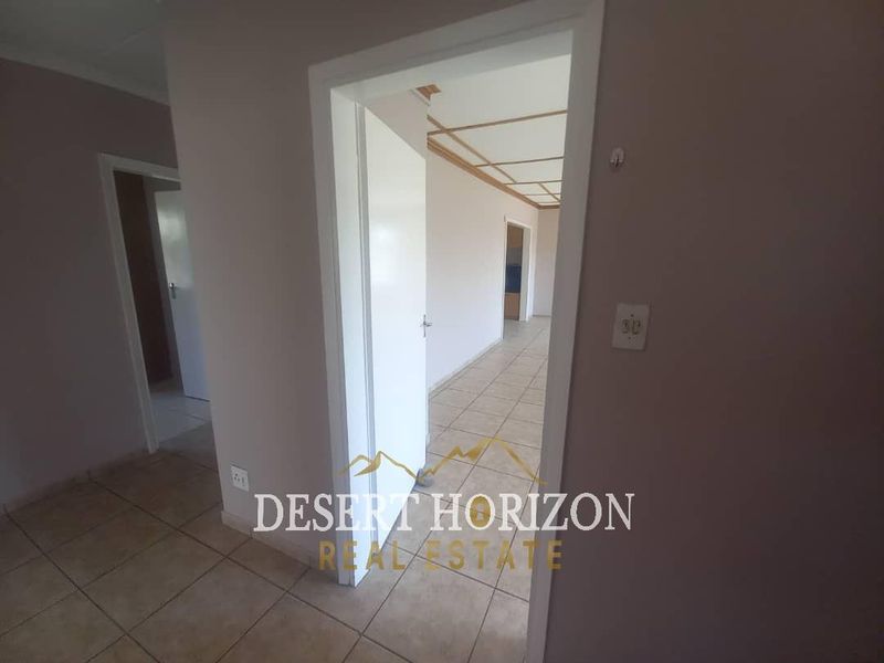 Swakopmund, Vineta | 3 Bedroom House For Sale with 2 Flats - Photo 9