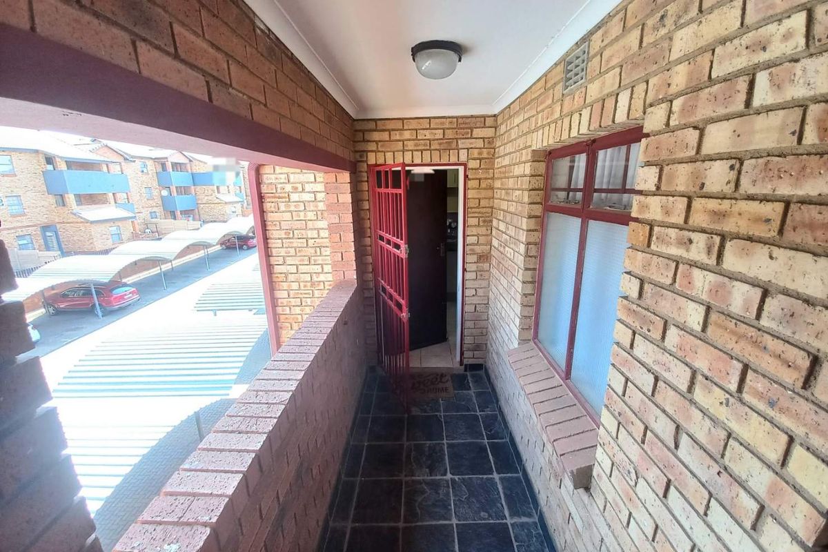 Two Bedrooms Apartment for Sale at San Ridge Heights - Photo 5