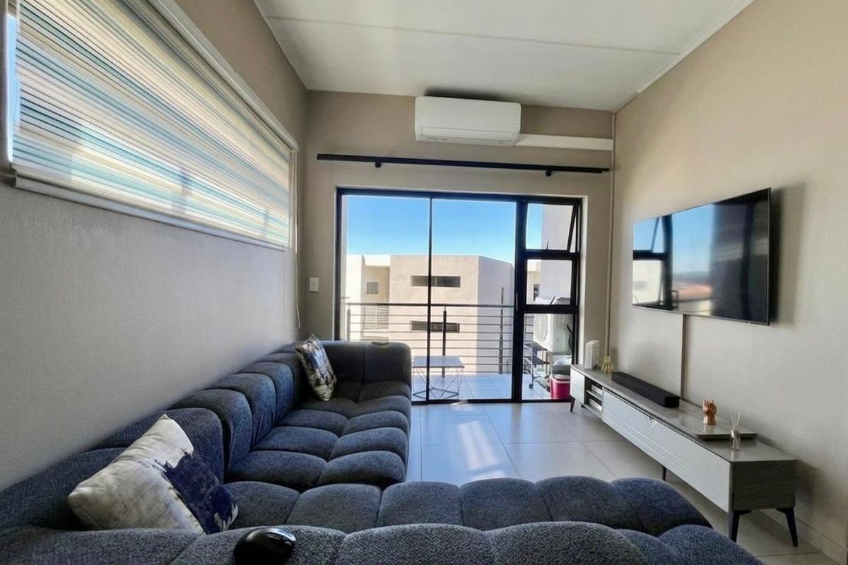 TWO BEDROOM APARTMENT FOR SALE IN ISABEL ESTATE - Photo 3