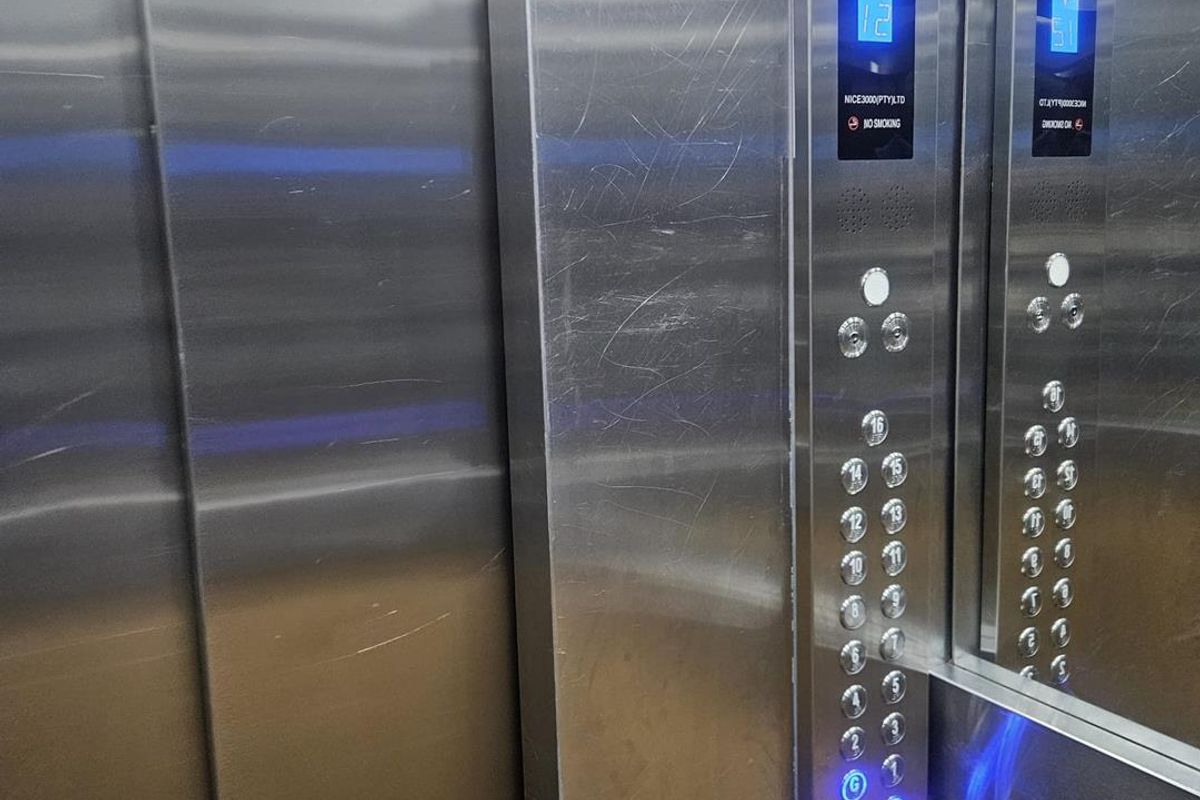 Spacious Bachelor Apartment in Ansteys Building - Unit 59 - Photo 5