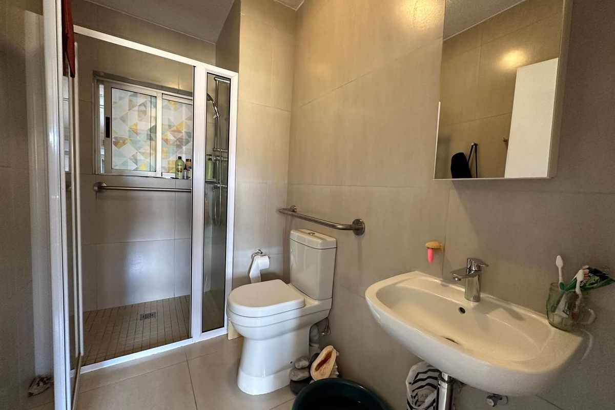 Bachelor Flat For Sale in Auas Hills Retirement Village - Photo 4