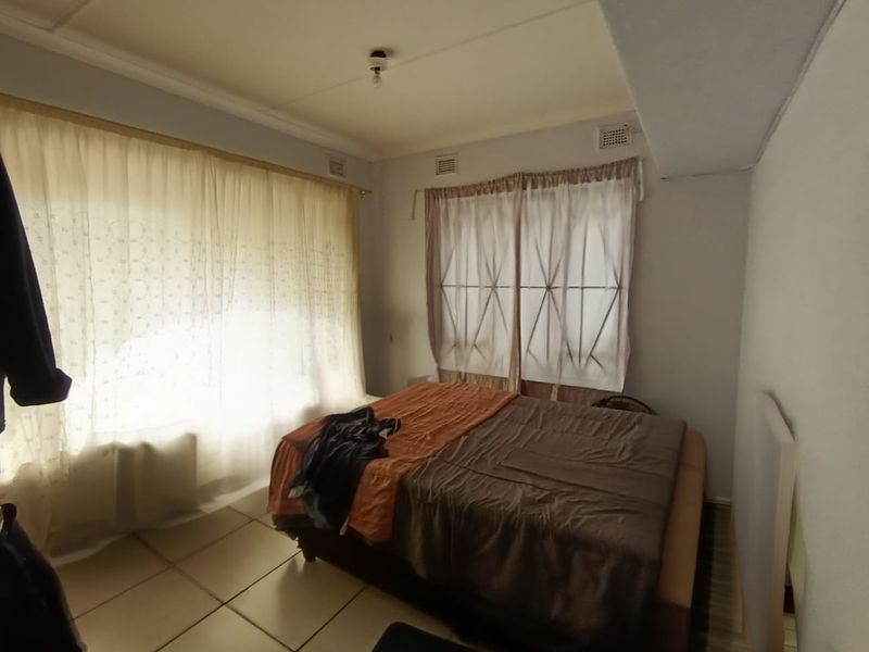 Convenient Location • Generous Space • Income Potential • Great Investment Opportunity - Photo 6